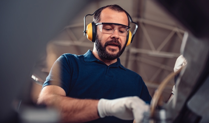 Engineer wearing PPE